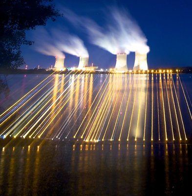 Light vs water_4945073601_l.jpg